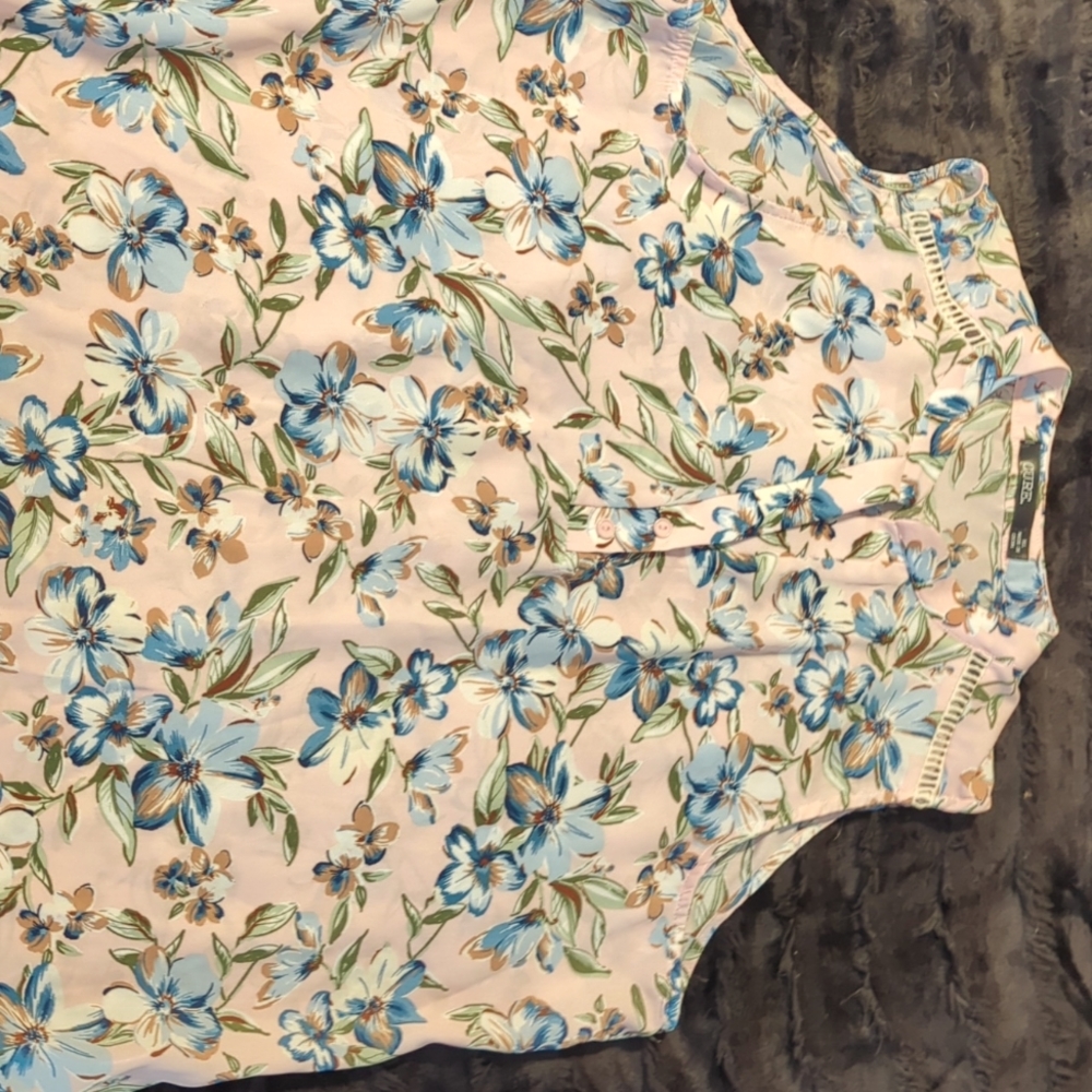 Top by Cure, size XL, peach background with blue floral